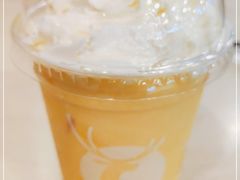 -瑞幸咖啡(东直门枢纽店)