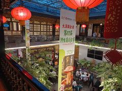 -蔼若春.传承三十年云南菜(金碧公园店)