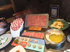 -海上明月海鲜火锅 鲜切牛肉