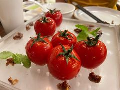 番茄脆菇沙拉-小大董·烤鸭(王府井apm店)