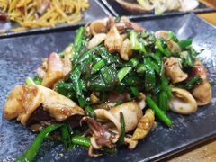 -老东镇啤酒屋海鲜加工·蒸汽海鲜·海鲜烧烤(台东店)