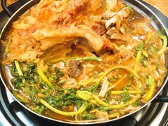 -喇喇排骨火锅·传统韩式脊骨汤(望京西园总店)