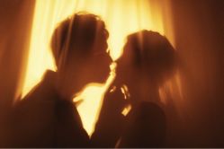 -易摄影婚纱摄影工作室