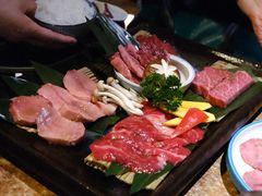 -炼火烤肉店