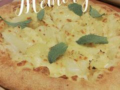 -乐凯撒披萨(东方新世界店)