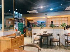 大堂-凤兴鸡煲(宝安海雅店)