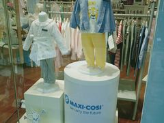 店内环境-英氏YeeHoO(郑州二七万达店)