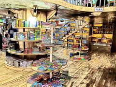 -新华书店(解放中路店)