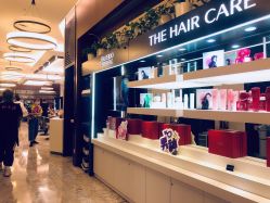 -AKOZO Beauty Salon