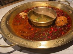 -哥老官重庆美蛙鱼头(西湖银泰十一哥店)