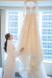 -现代经典婚纱摄影