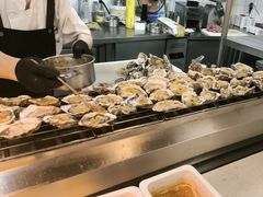 -四囍码头海鲜烧烤自助火锅(外滩南京东路悦荟广场店)