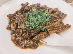 -梅龙镇酒家(南京西路总店)