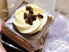 巧克力白脱小蛋糕-红宝石·鲜奶小方(万航店)