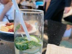 -东方红海鲜百汇(国际大厦店)