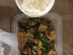 -九道菜有鸡鱼头(石鼓路店)