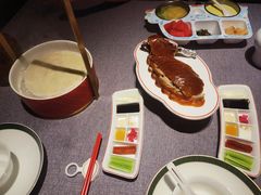 -秀儿四九城·新京菜(亚运村鸟巢店)