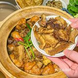 就在广州！被这一口牛杂煲香迷糊了！ 