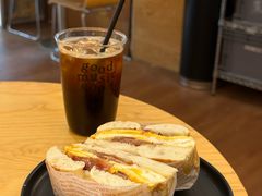 -Bagel Camp爵士贝果店