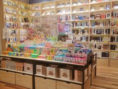 -猫的天空之城概念书店(印象城购物中心店)
