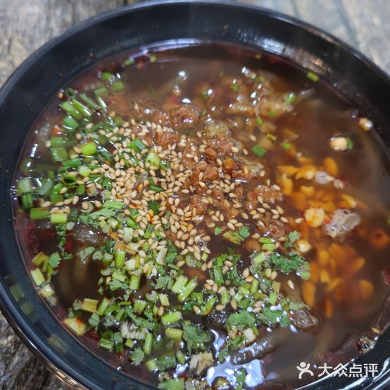 无辣不欢酸辣粉麦多馅饼(龙凤城店)