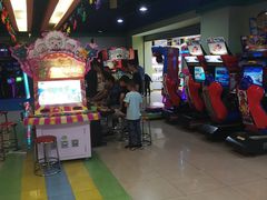 -爱玩嘉年华(成都北城天街店)