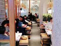 大堂-三人行骨头王火锅(长寿店)