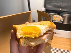 太阳蛋培根烤吐司-星巴克(武汉奥山世纪城店)