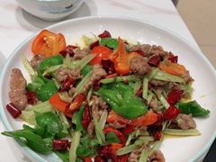-犇逸·乐山跷脚牛肉·四川现炒(览海店)
