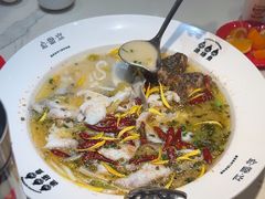 -渔语鱼酸菜鱼新川菜(来福士店)