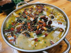 酸菜鱼小份-胖胖板凳面