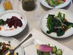 -满江红四季餐厅 · 国家五钻级酒家(新纪元大酒店店)