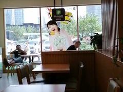 靠窗位-德克士(茶店子客运站店)