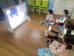 -i2青少儿英语(爱加星悦荟店)