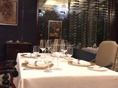 -龙虾酒吧扒房(宁波香格里拉店)