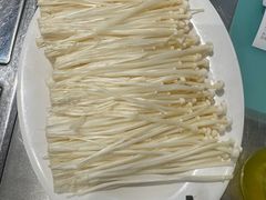 -胡须佬鸡煲四季火锅店(石厦西村直营店)