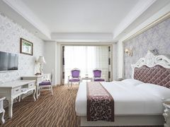 -柏纳酒店(百色市政府恒基广场店)