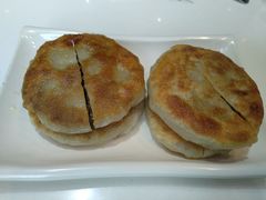 -圣河湾虾饺美食(站前店)