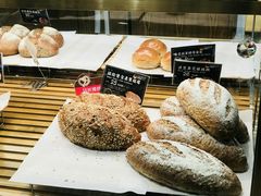 -汉柏麦香德国面包房(海信店)