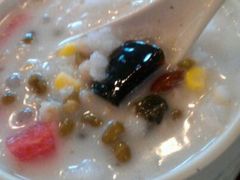 -海口骑楼小吃街