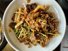-牛头鱼庄·地道广西菜(西明店)
