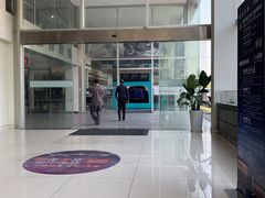 -上海伟杰·捷豹路虎4S店(闵行店)