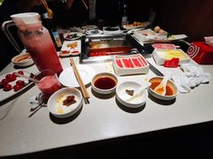 -海底捞火锅鲜切牛肉主题店(长寿路店)