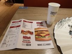 -The Habit Burger Grill 哈比特汉堡(复兴soho店)