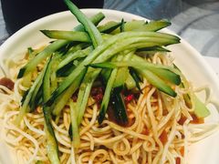 -霄汉牛三鲜湖北砂锅菜(万松园2店)