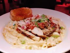 奶油烤鸡胸肉意大利面-Chili's Cafe&Bar奇利斯(滨江店)