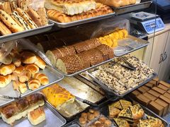 -宏发红西饼屋(天津路店)