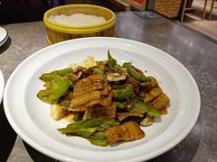 -闫府私房菜(恒隆店)