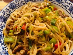 -撒拉人家.酸菜牦牛肉火锅