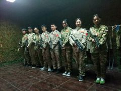 -亲兄弟真人CS团建拓展基地